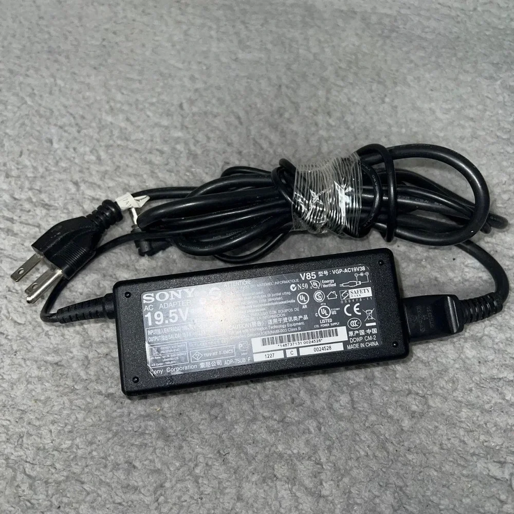 OEM Sony AC Adapter‎ 19.5V Vaio Laptop Charger Power Supply Genuine VGP-AC19V38